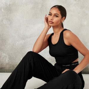 Ensemble de pyjama noir débardeur et bas Missguided